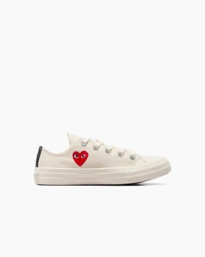 White / Red / Black Converse PLAY Comme des Garçons Single Heart Chuck 70 Kids' Sneakers Singapore | C-04791529
