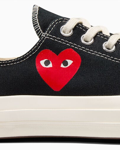 Black / Red Converse PLAY Comme des Garçons Single Heart Chuck 70 Men Sneakers Singapore | C-36142879