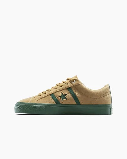Brown / Brown Converse Converse x UNDEFEATED One Star Academy Pro Women Sneakers Singapore | C-39261859