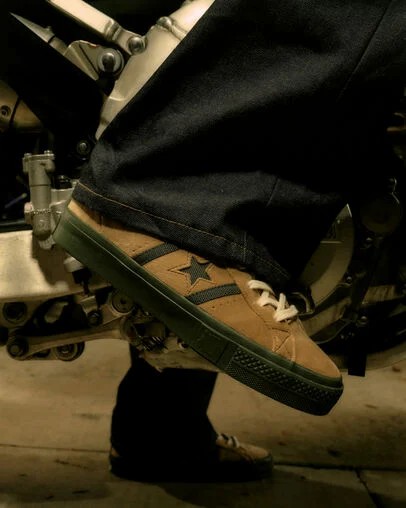 Brown / Brown Converse Converse x UNDEFEATED One Star Academy Pro Women Sneakers Singapore | C-39261859