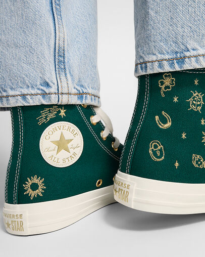 Gold Converse Chuck Taylor All Star Luck Charms Women Sneakers Singapore | C-57261949