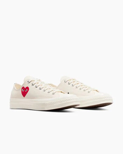 White / Black / Red Converse PLAY Comme des Garçons Single Heart Chuck 70 Men Sneakers Singapore | C-24387509