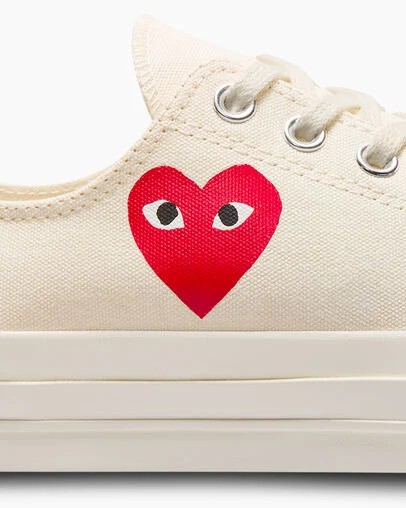 White / Black / Red Converse PLAY Comme des Garçons Single Heart Chuck 70 Men Sneakers Singapore | C-24387509