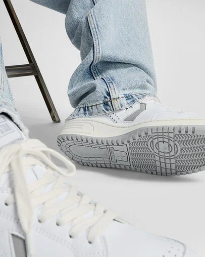 White / Grey Converse Weapon Leather Men Basketball Shoes Singapore | C-38192509