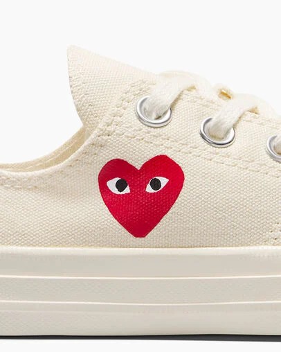 White / Red / Black Converse PLAY Comme des Garçons Single Heart Chuck 70 Kids' Sneakers Singapore | C-75493269